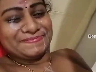 Tamil Aunty getting facial money-shot